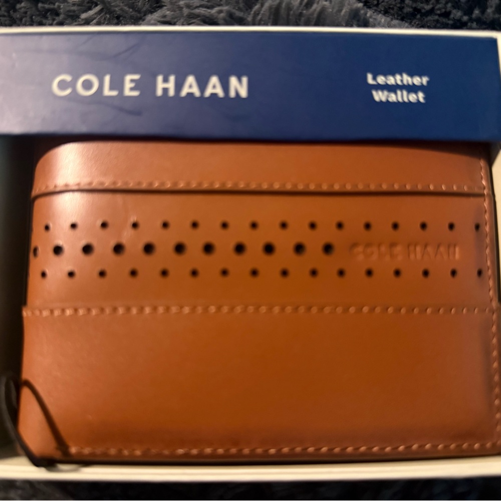 NWT Cole Haan Tan Leather Key Holder